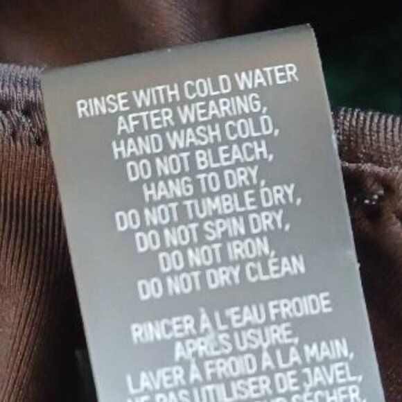 LIKE NEW! SKIMS Recycled Signature Swim Tank Bikini Top Size Large - Picture 8 of 9